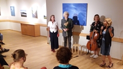 Irena Reichel spricht zur Er&ouml;ffnung der Ausstellung '...aus heiterem Himmel'